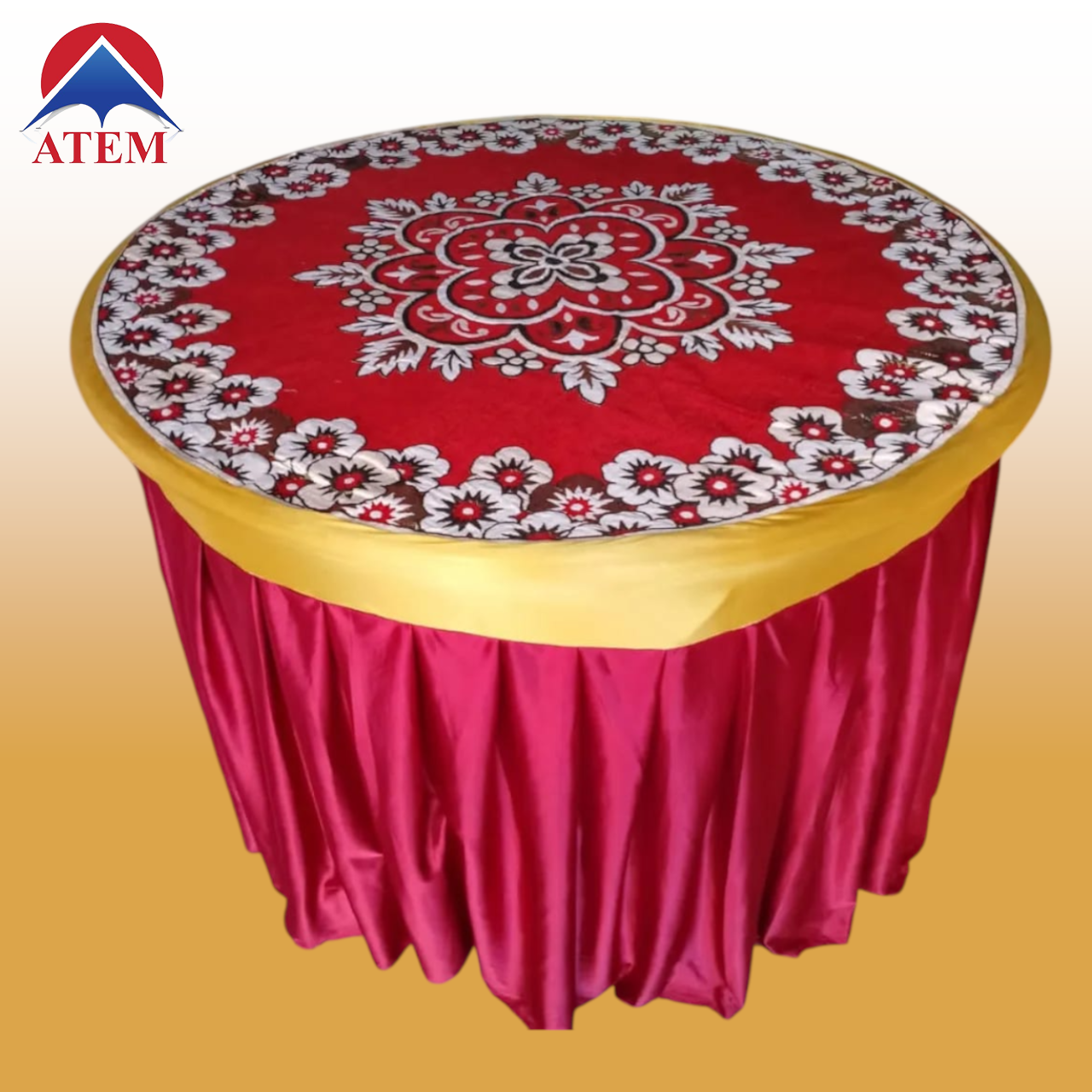 Round Table 4 x 4 ft (Cover - 1)